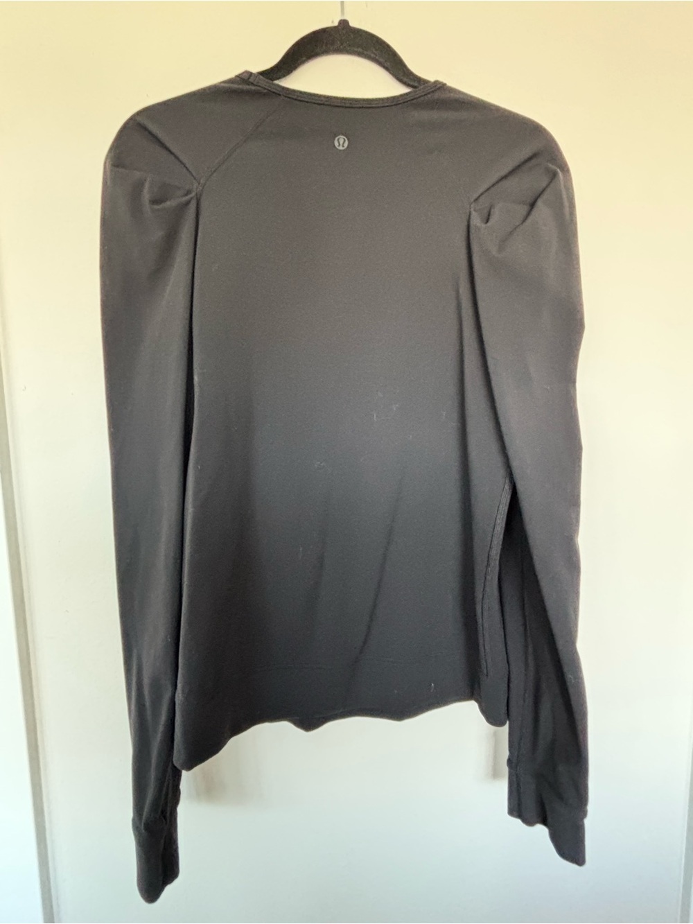 lululemon athletica Black Long Sleeve w/Unique Shoulder Detail - Picture 2 of 3